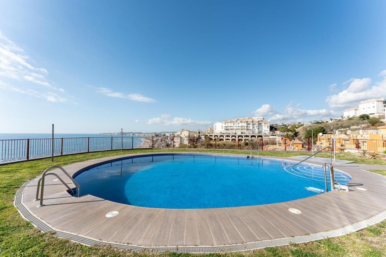 Beachside Retreat With Private Terrace Benalmadena Luaran gambar