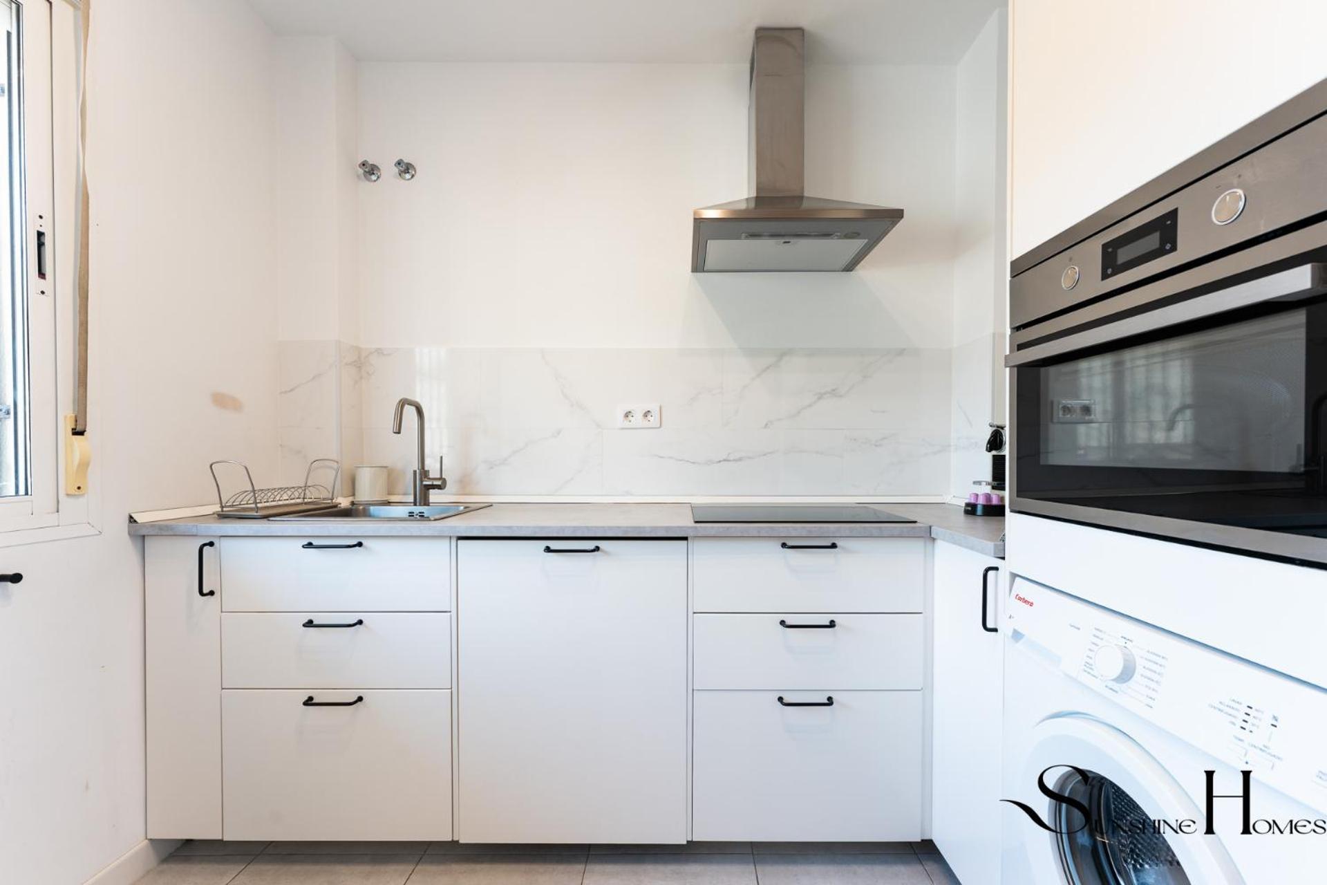 Beachside Retreat With Private Terrace Benalmadena Luaran gambar