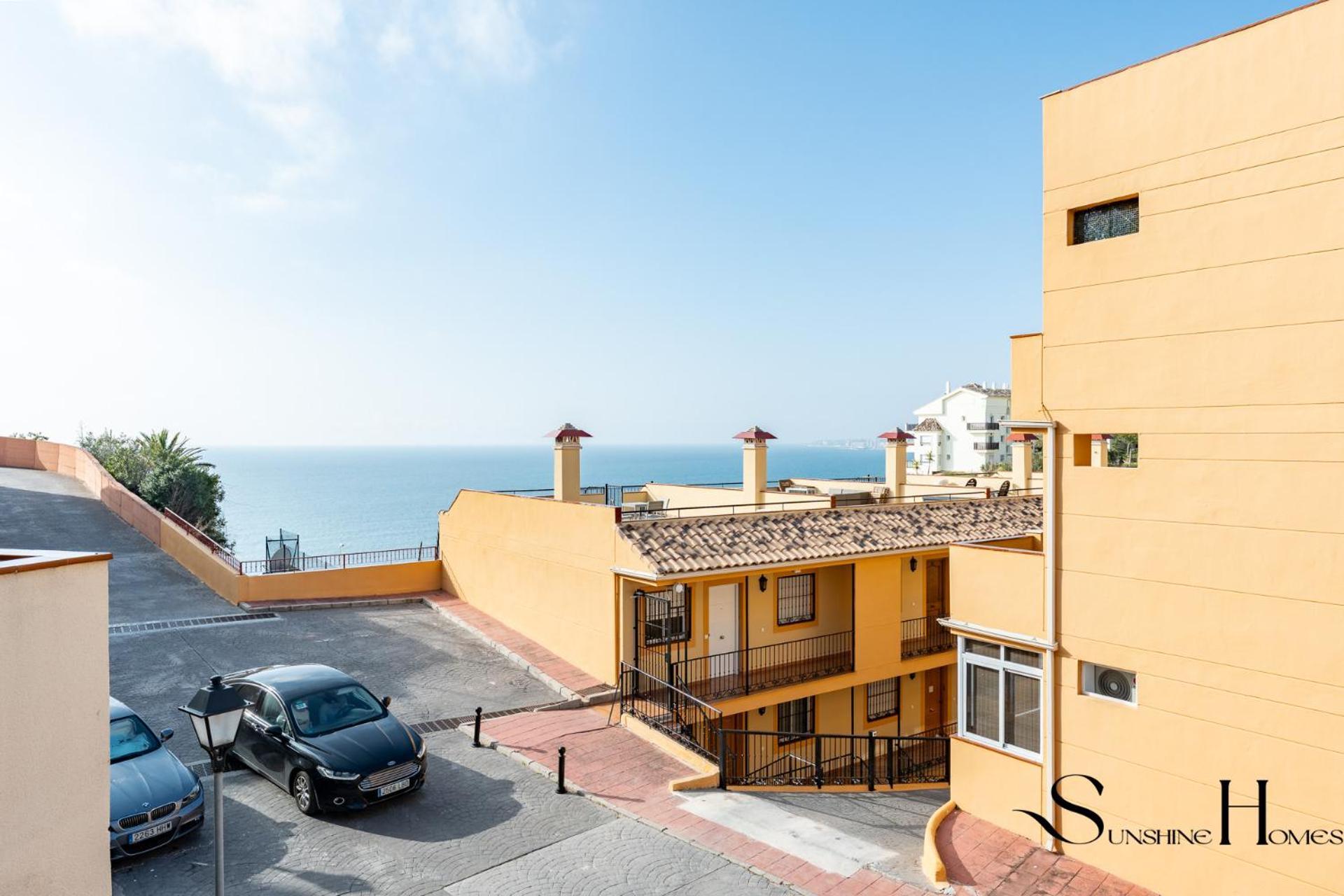 Beachside Retreat With Private Terrace Benalmadena Luaran gambar